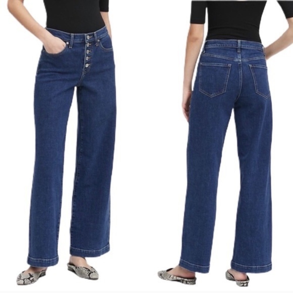 Banana Republic Premium Button Fly High Rise Wide Leg Jeans in Dark wash size 27